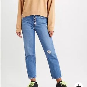 Levi’s original fit cropped jean